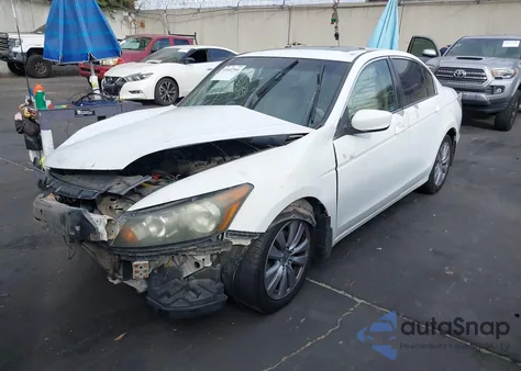 2011 Honda Accord 2.4 Ex-L z USA, uszkodzony, nr VIN 1HGCP2F80BA009541